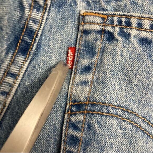 LEVI’S 512 VINTAGE Blue Made in the USA in June of 1995 Women’s size 13 Short - Picture 10 of 10